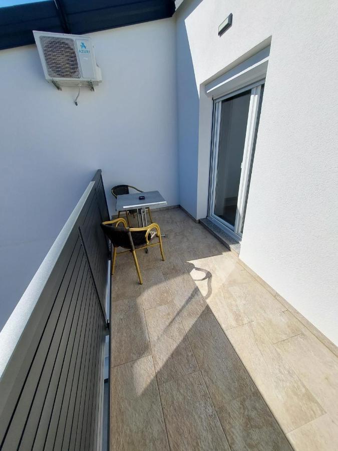 Apartmani Tropical Vodice Dış mekan fotoğraf