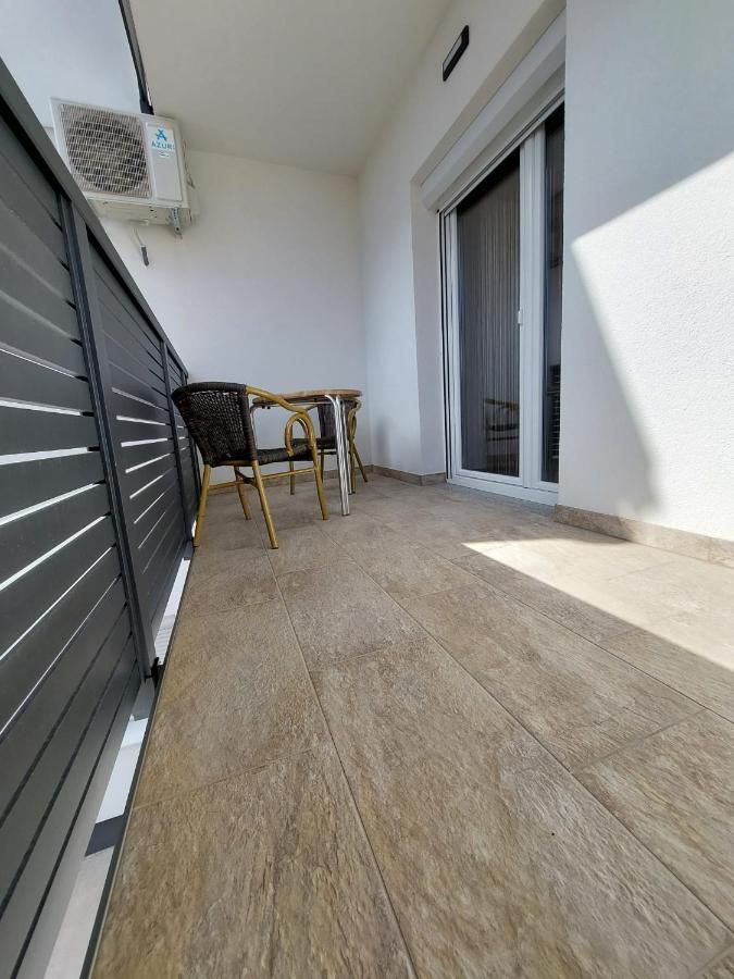 Apartmani Tropical Vodice Dış mekan fotoğraf